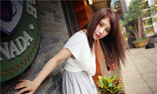 郊区想找一个女性生孩子给报酬-｛找个女人生孩子多少钱｝